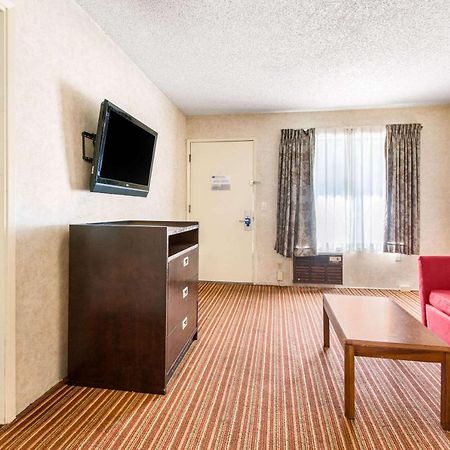 Rodeway Inn & Suites El Cajon San Diego East Buitenkant foto