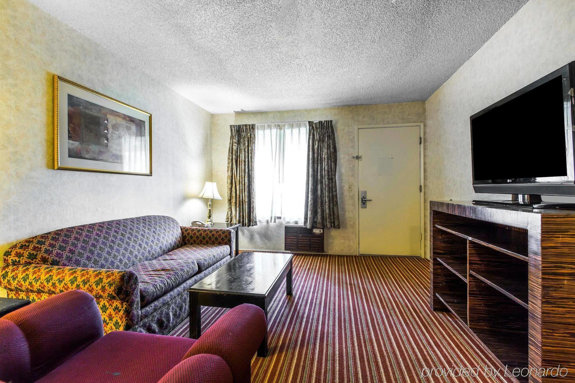 Rodeway Inn & Suites El Cajon San Diego East Buitenkant foto