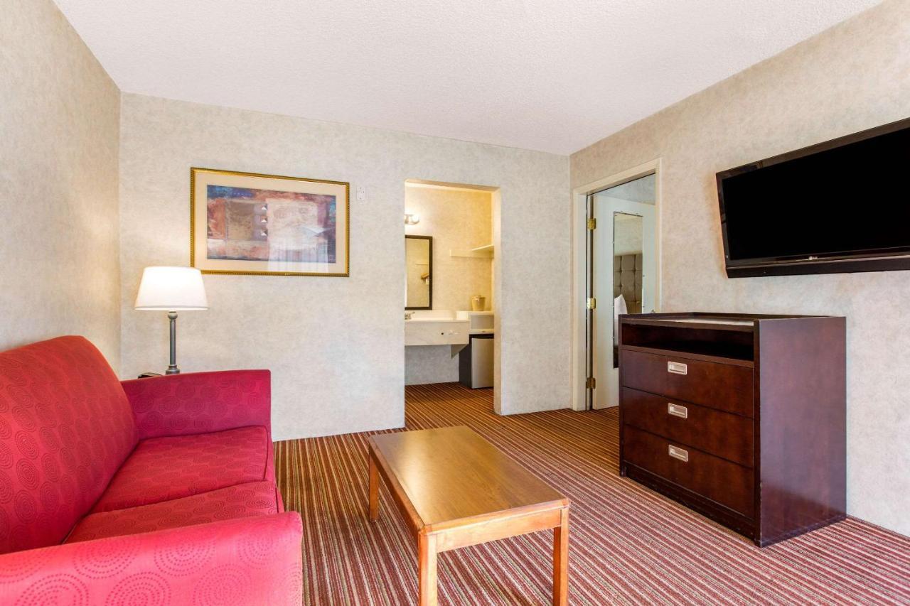 Rodeway Inn & Suites El Cajon San Diego East Buitenkant foto